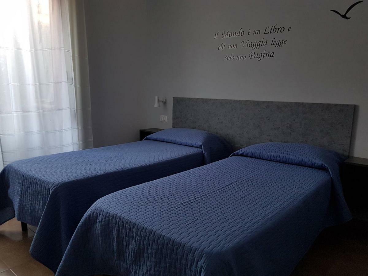 L'Arancio B&B Cecchina Buitenkant foto
